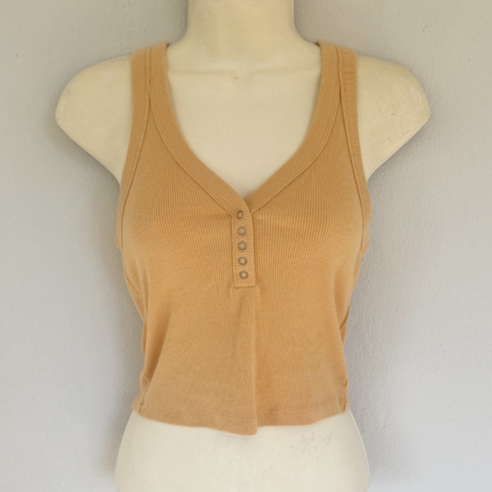 Abercrombie & Fitch soft A&F tan ribbed knit snap neckline crop tank top size XS - Picture 2 of 9